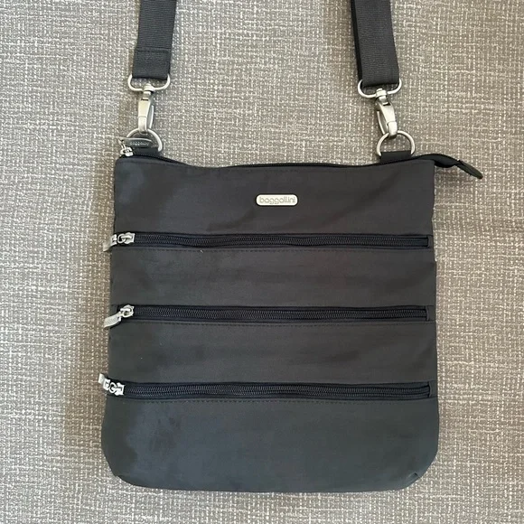 Baggallini Crossbody Bag Gray MultiPocket Travel Purse Adjustable Strap Wristlet - Picture 6 of 11